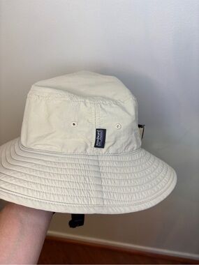 Patagonia Cream Bucket Hat with Brim Stitching
